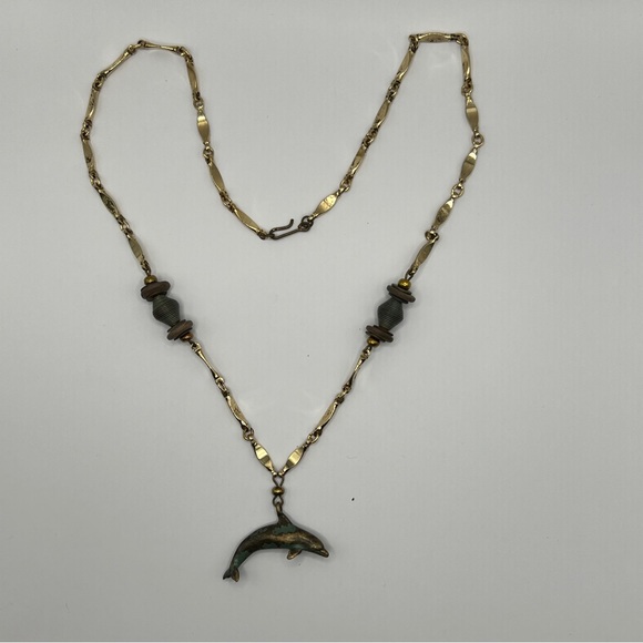 Dolphin necklace patina gold - Picture 1 of 4